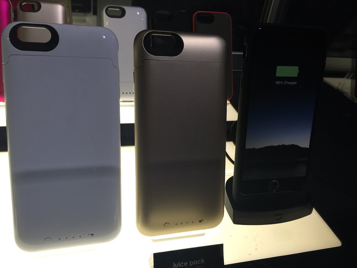 mophies-juice-pack-keeps-your-iphone-66-plus-fully-charged