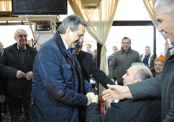 samaras kafeneio dff df
