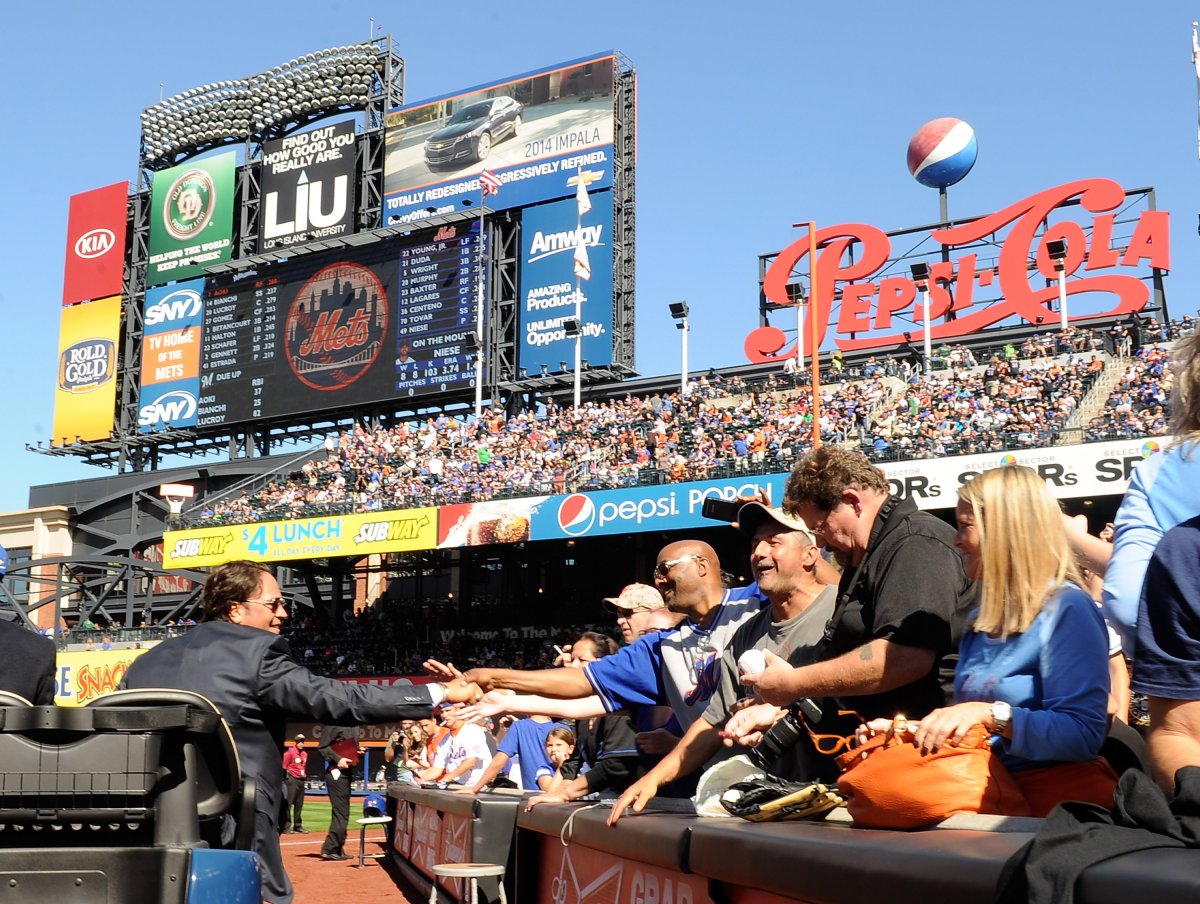 hes-dabbled-in-sports--cohen-bought-a-4-stake-in-the-new-york-mets-for-20-million