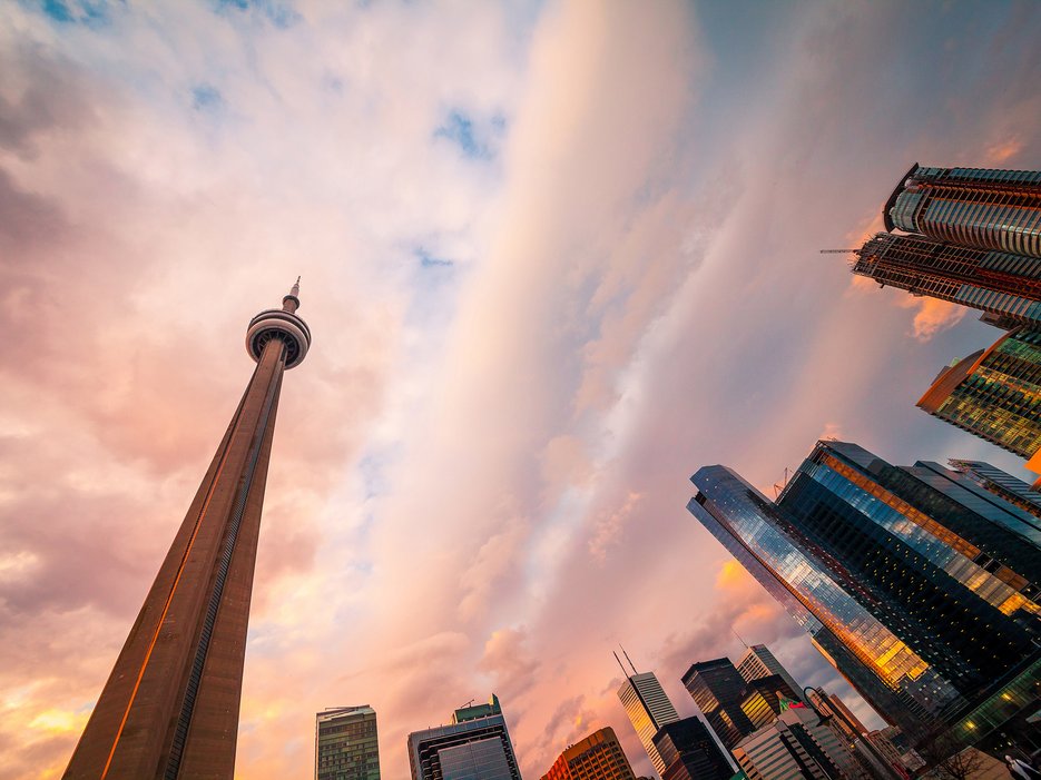 555e1081d9889c6c03abc406 cn-tower-01-cr-getty