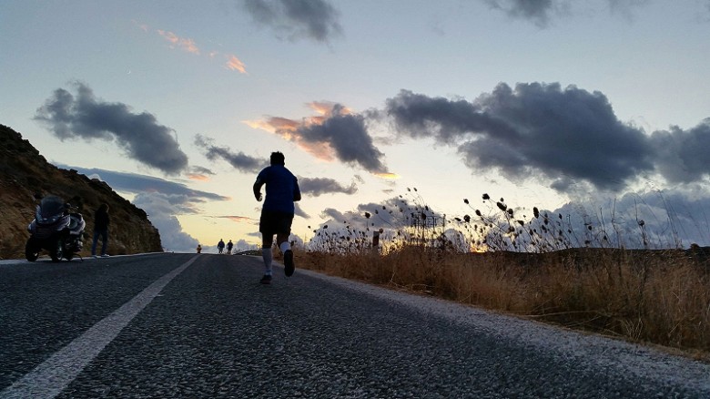 serifos_sunset_race.jpg