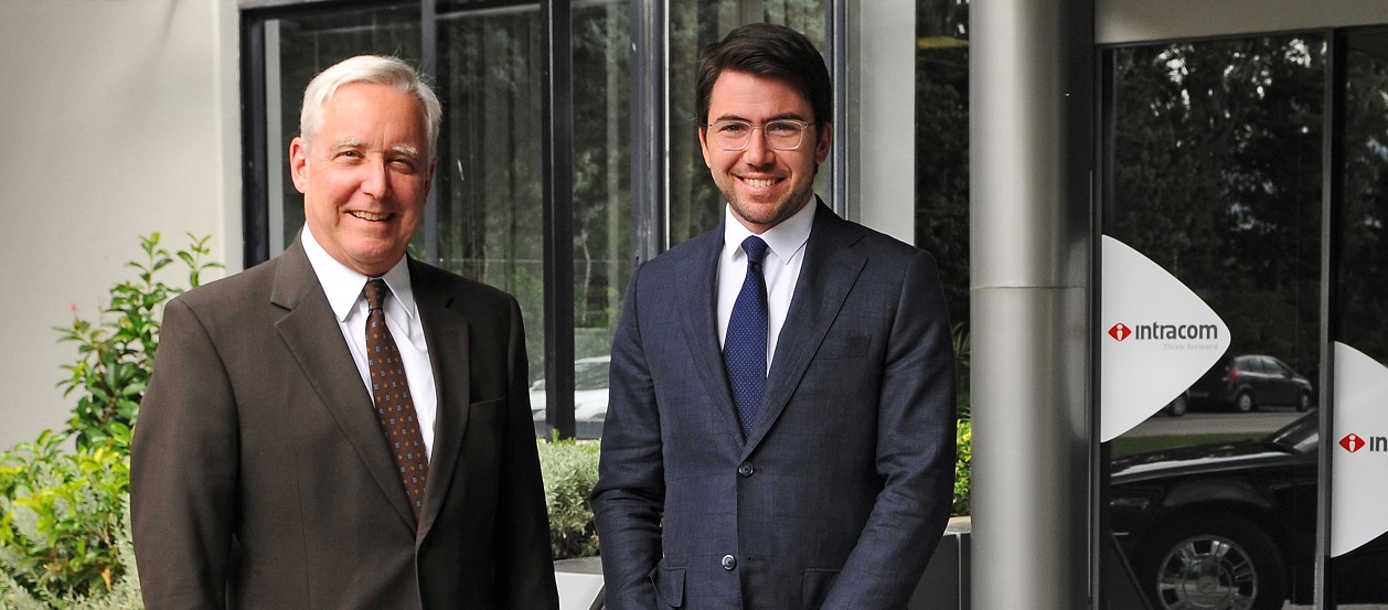 Ambassador Pearce and Konstantinos Kokkalis high resol
