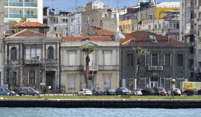 σμύρνη