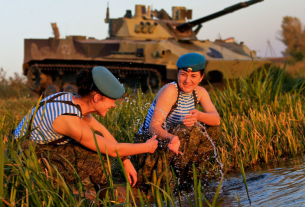 russian_women_10.PNG