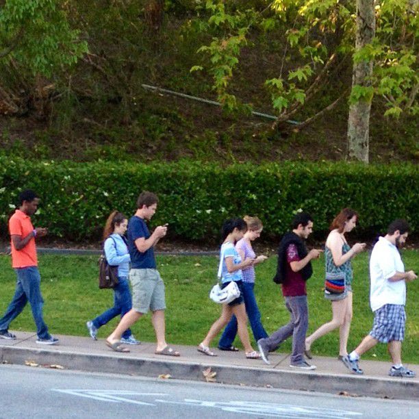 teenagers-and-iphones