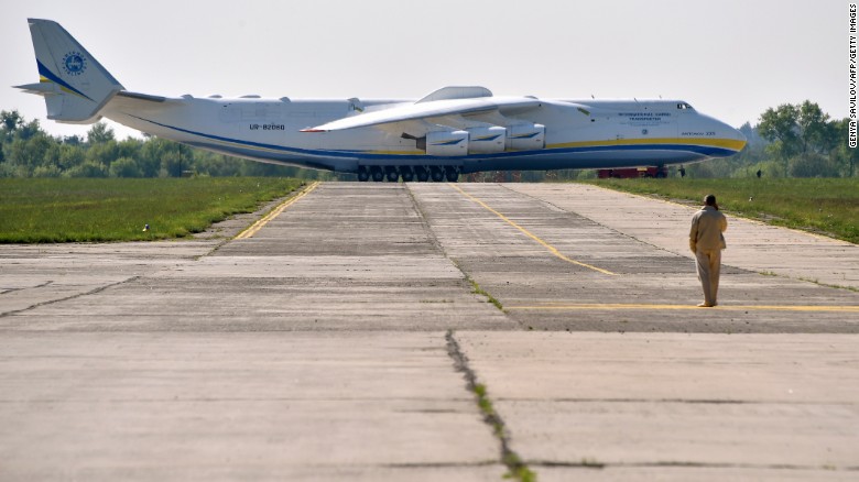 160511112232-06-antonov-mriya-cargo-jet-exlarge-169