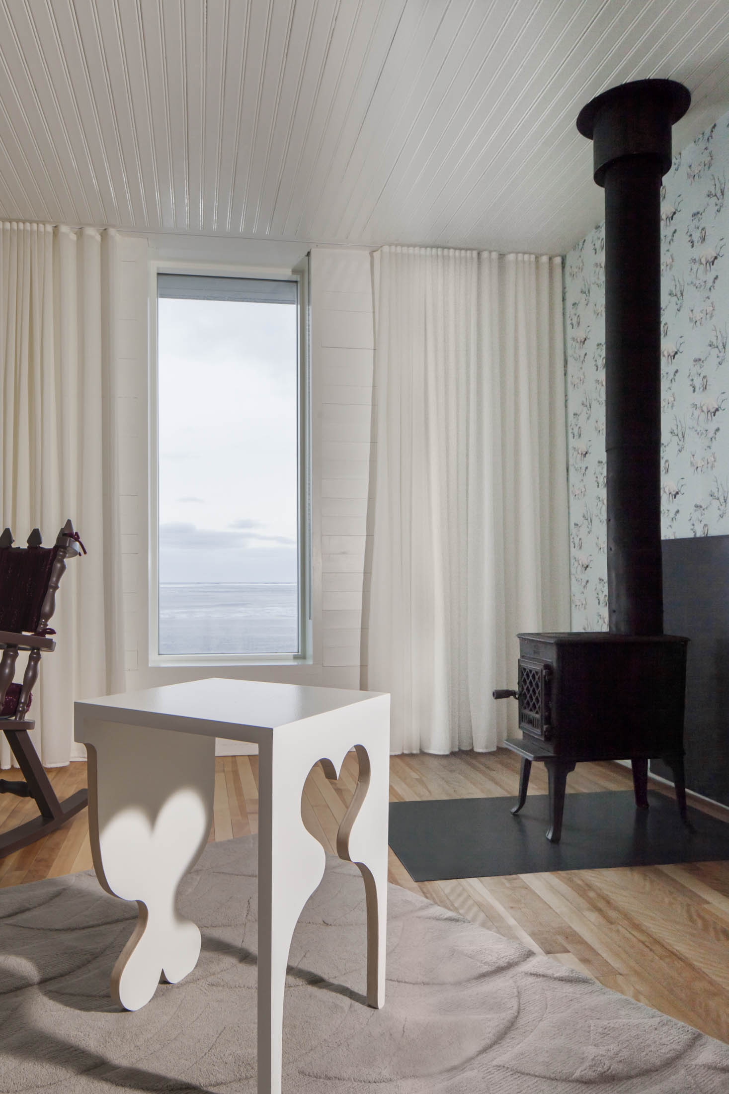 fogo-island-inn-newfoundland-bloomberg-pursuits-suite-herder-table-side