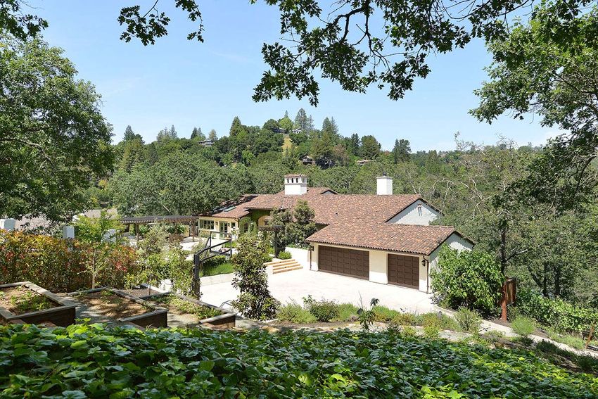 http mashable.com wp-content gallery steph-currys-house-for-sale 011