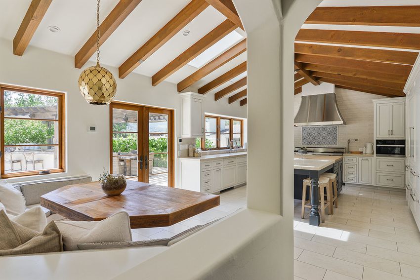 http mashable.com wp-content gallery steph-currys-house-for-sale 058