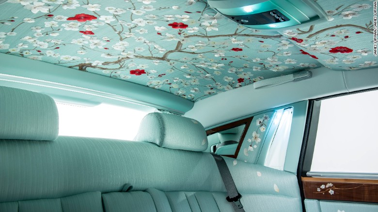 160601101614-rolls-royce-bespoke-serenity-phantom-2-exlarge-169