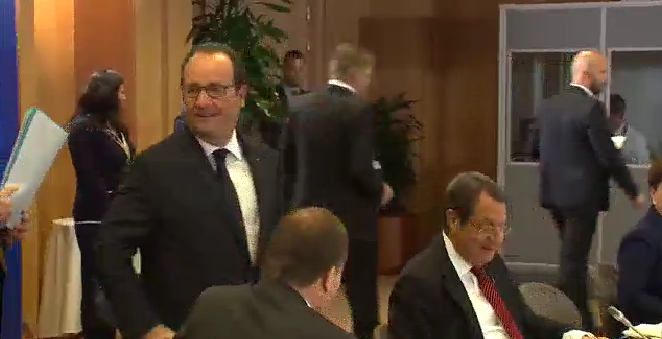 hollande_anast.png