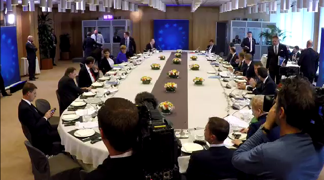 round_table_ekso.png