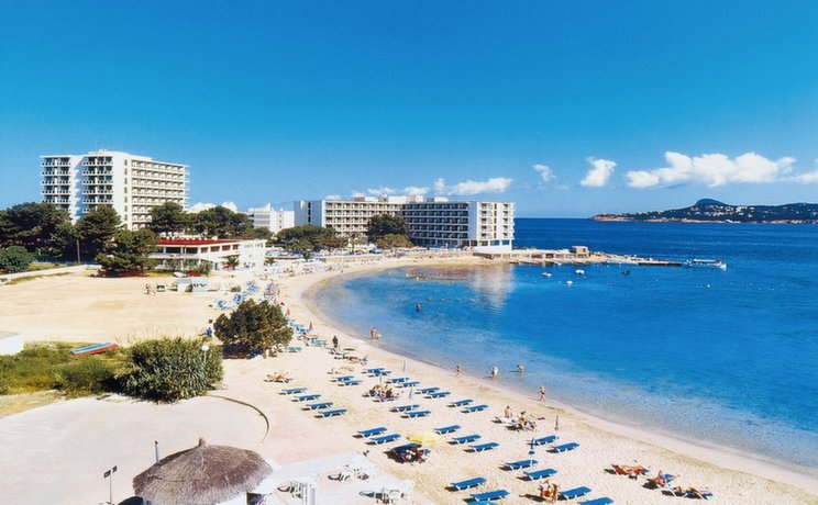 Bahia_De_San_Antonio.jpg