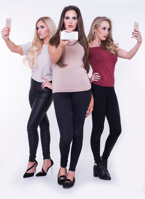 selfie-sisters-lucy-stacey-and-sophie