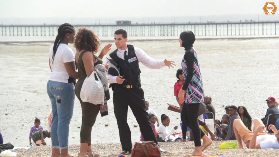 burkini_uk_3.jpg