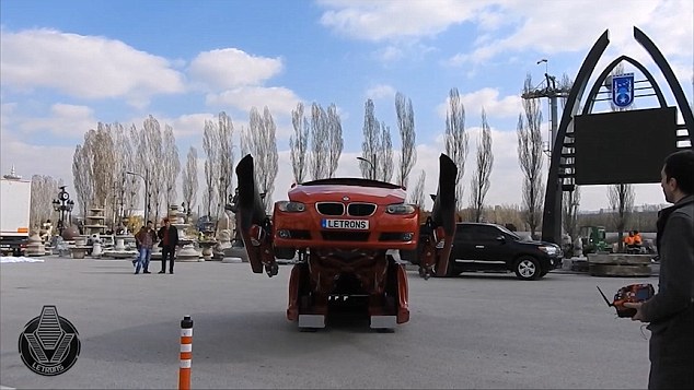 38AAEB6200000578-0-image-a-68 1474505704709