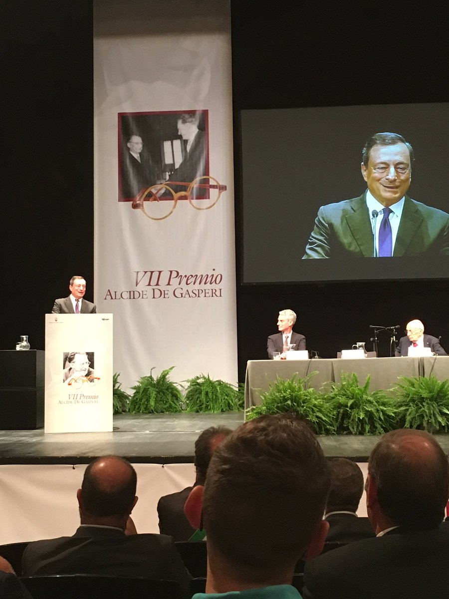 draghi2_award.jpg