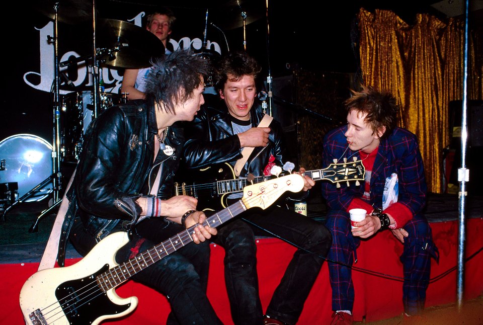sex_pistols_3.jpg