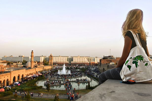 PAY-Fastest-female-to-travel-world