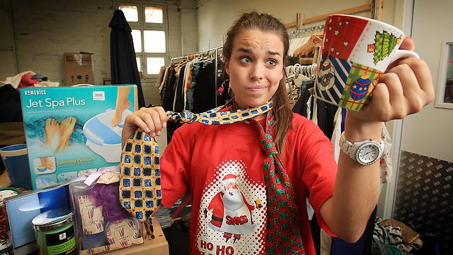 958973-unwanted-gifts