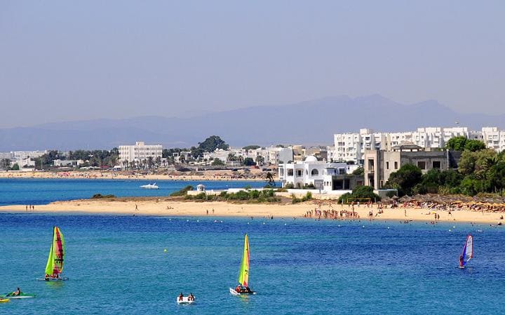 tunisia-useUSE 3370188a-large
