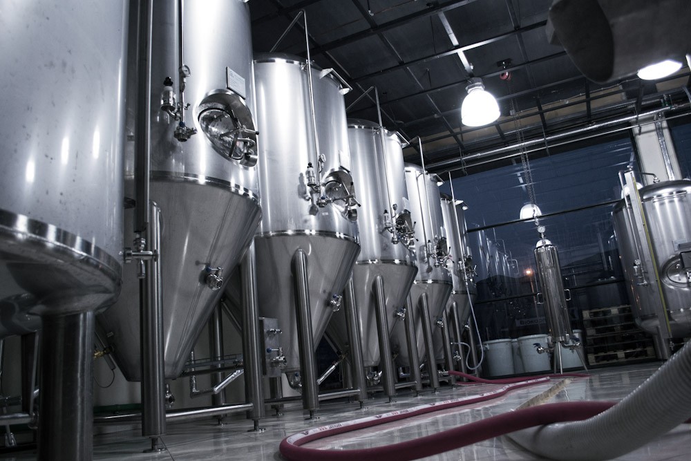 voreia-beer-siris-microbrewery-egkatastaseis-11