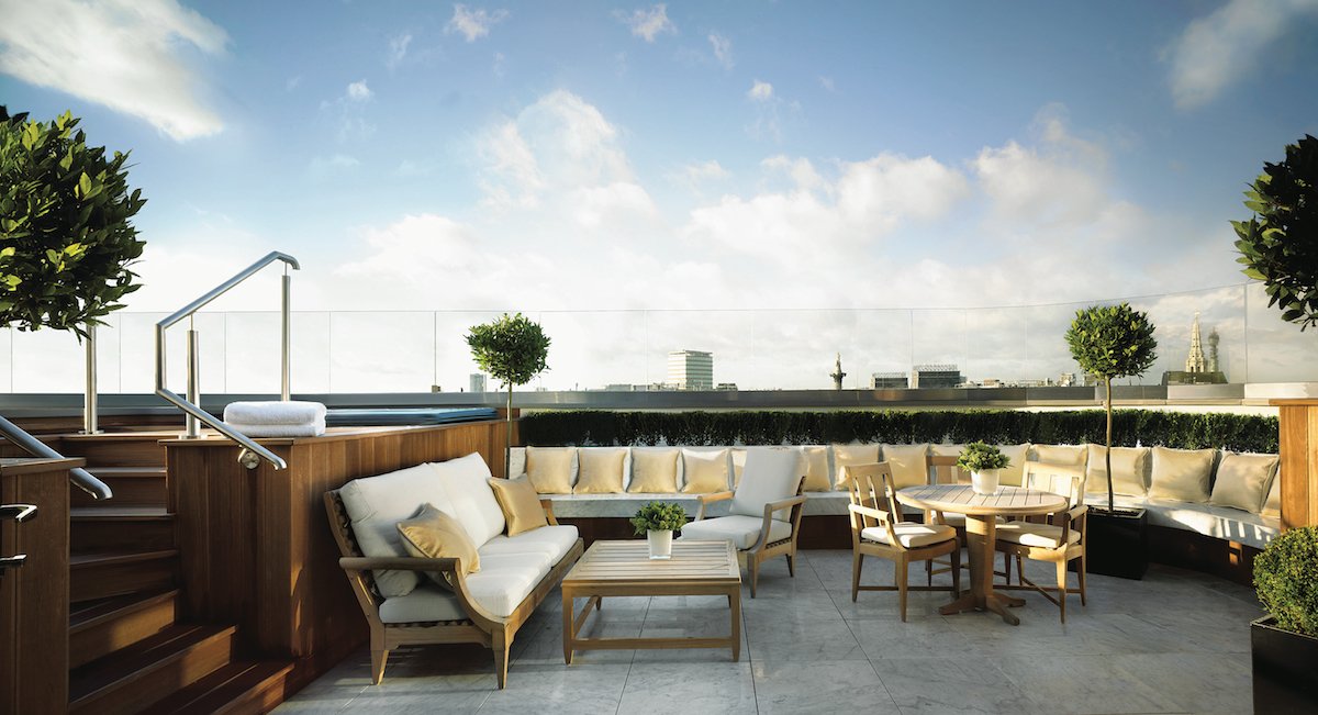 however-some-rooms-on-suiteness-like-the-corinthias-hamilton-penthouse-come-with-their-own-private-rooftop-terrace-featuring-a-pool-or-a-hot-tub