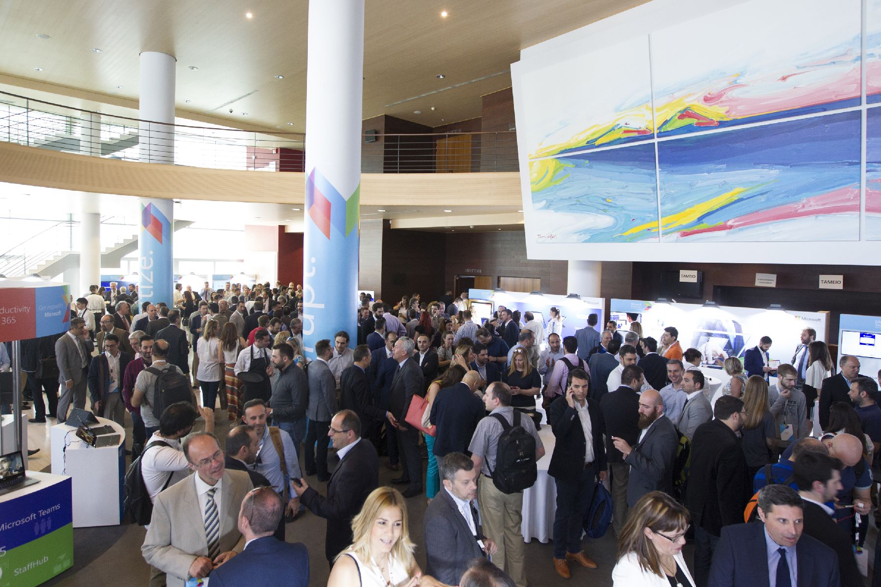 Microsoft_Summit_2017_1.jpg