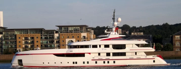 yachts.png