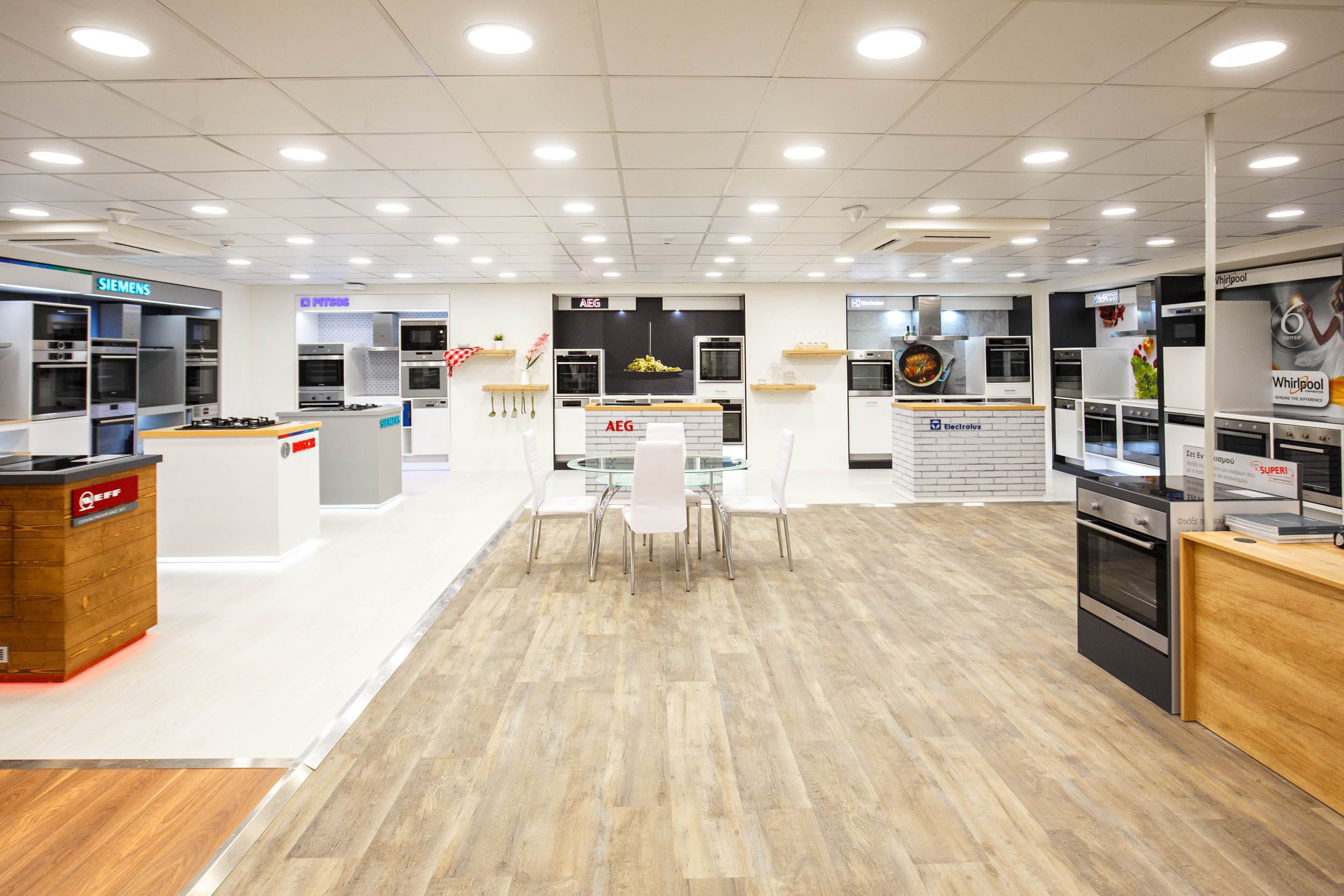 ΚΩΤΣΟΒΟΛΟΣ ΠΕΙΡΑΙΑΣ