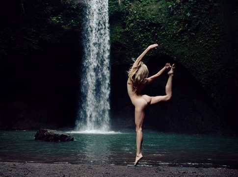 nudeyoga5.png