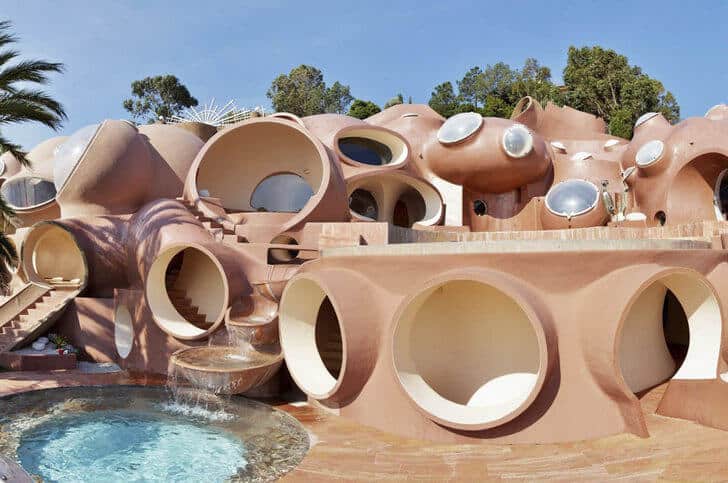 Bubble-House-1.jpg