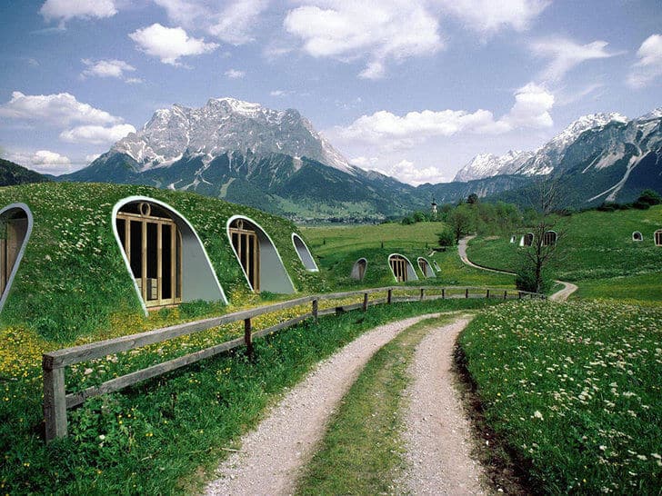 Hobbit-House-1.jpg