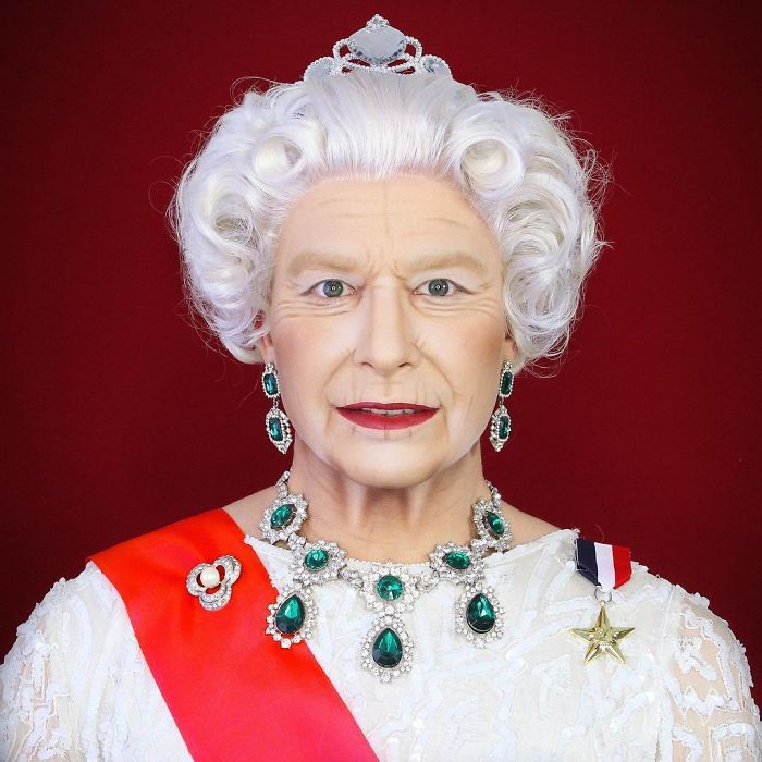 BXgEXzbg8Yp-png__700.jpg