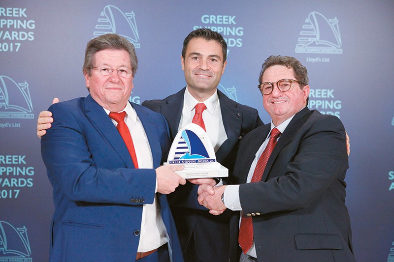 Lloyds-Στεφάνου--Passenger-Line-DSC 12665