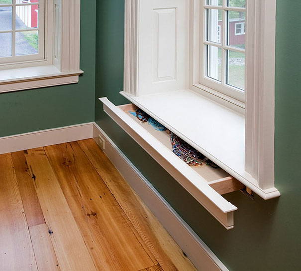 how-to-hide-things-secret-hiding-places-1-5a38c8ea6f8bc__605.jpg