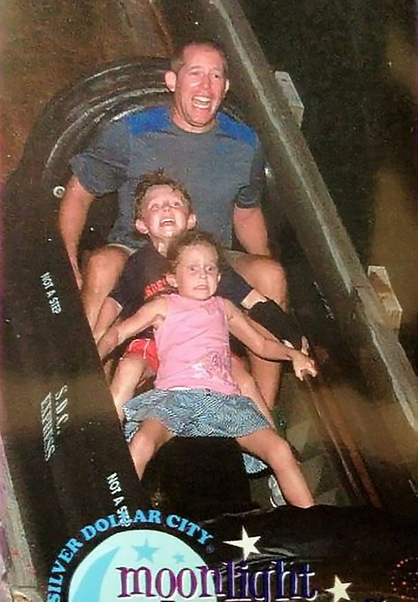 funny-roller-coaster-photos-5-5a68493549f63__605.jpg