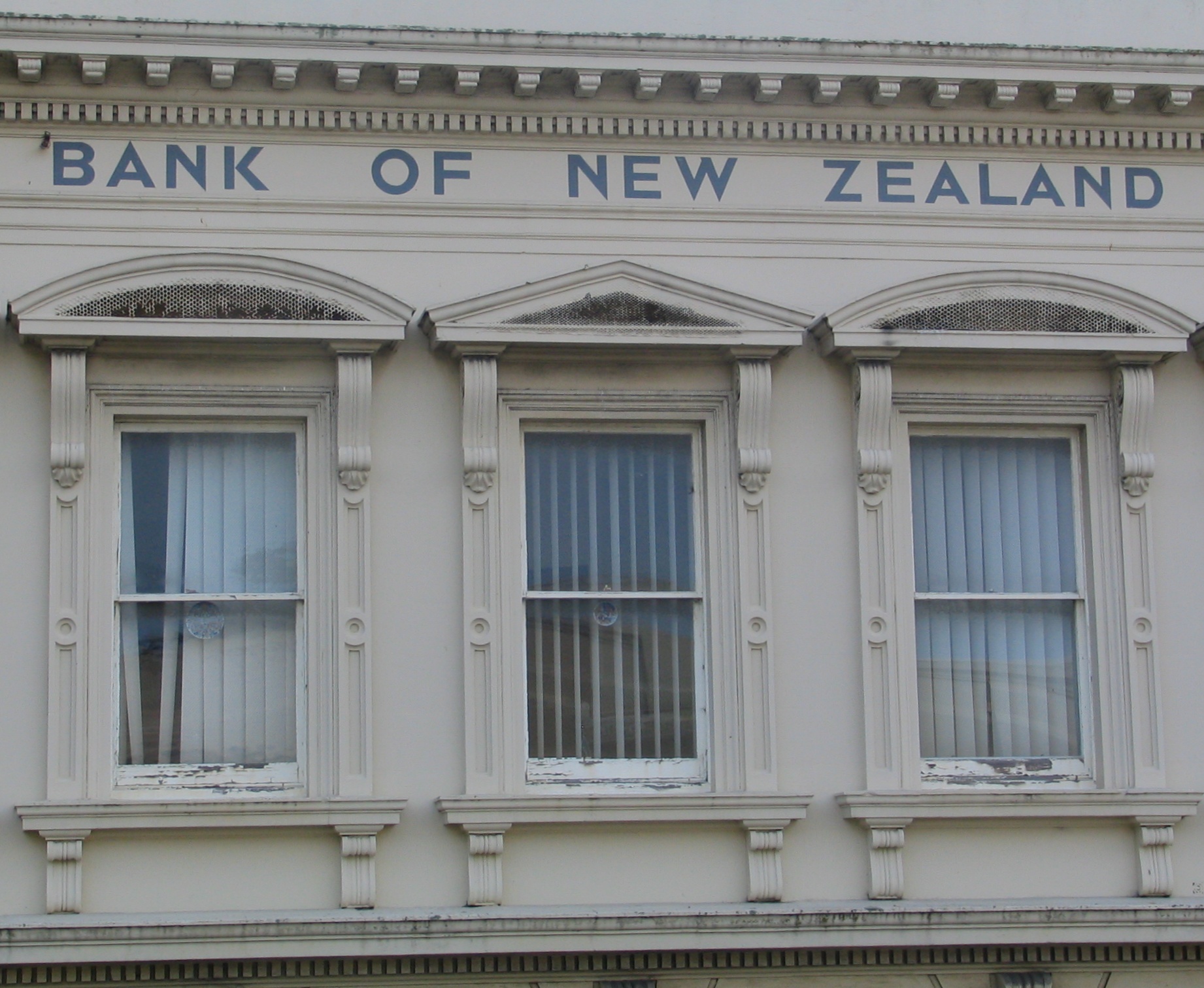 Bank of New Zealand building Port Chalmers windows
