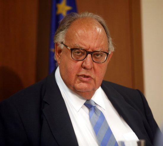 Θ. Πάγκαλος: Χαρακτήρισε «αγράμματο» τον Φλαμπουράρη