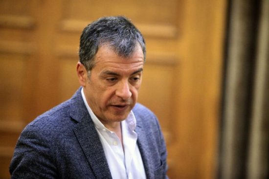 Θεοδωράκης: Ο Τσίπρας αποδείχτηκε συνέχεια του παλιού