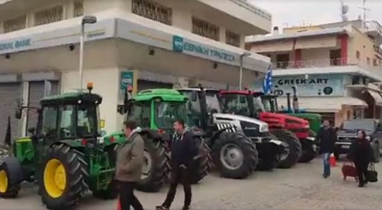 Αποχώρησαν από τα μπλόκα οι αγρότες των Μουδανιών