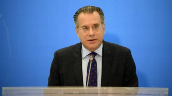 Κουμουτσάκος: Δεν έχουμε εμπιστοσύνη στον Τσίπρα ότι μπορεί να διαχειριστεί την κατάσταση με το προσφυγικό