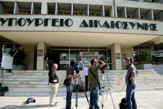 Πειθαρχική έρευνα ζητά η Τσατάνη μετά τις δηλώσεις Παπαγγελόπουλου