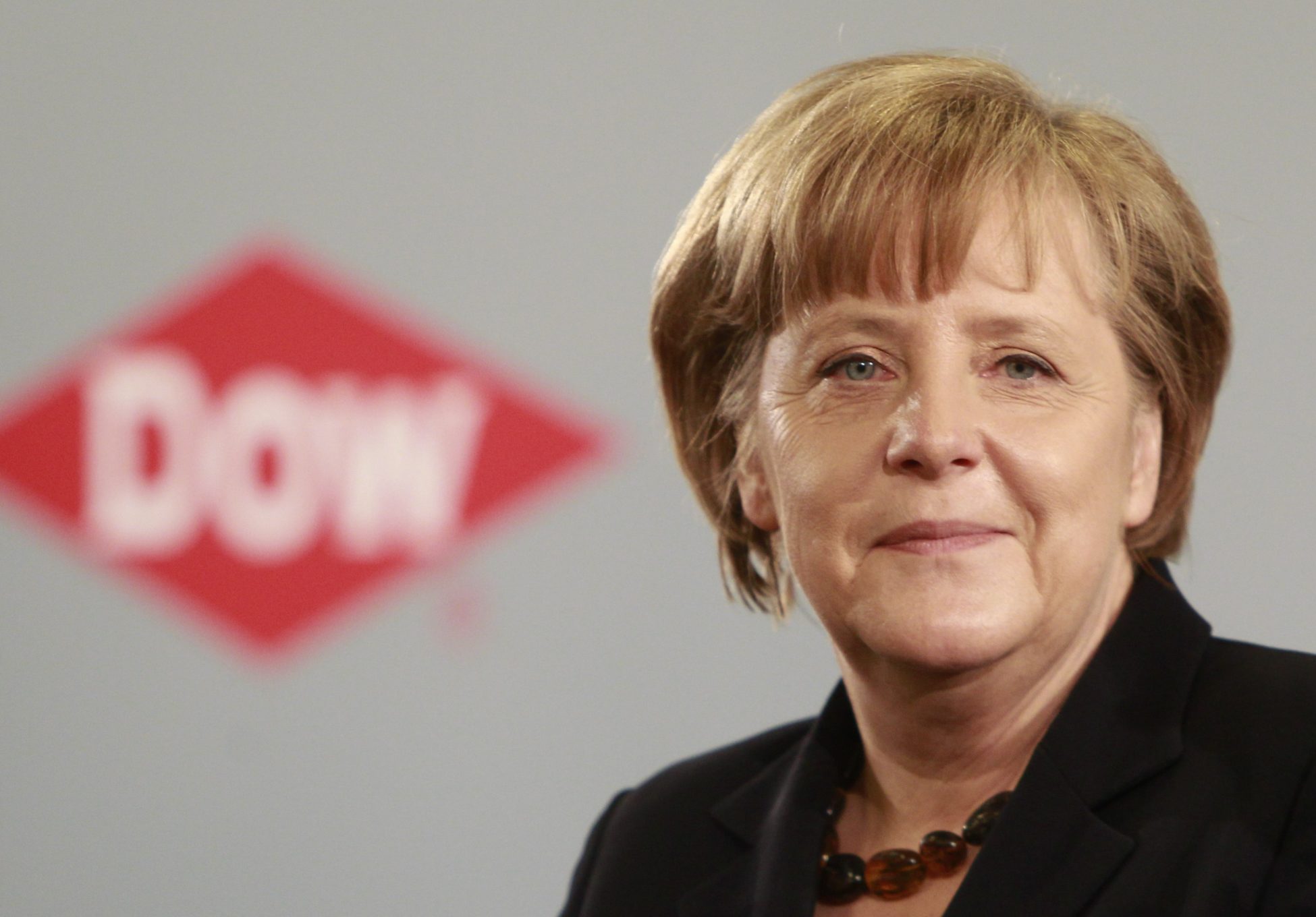 Μέρκελ: Ζητά δημιουργία ζωνών ασφαλείας στη Συρία