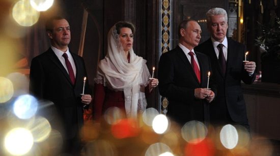 Πούτιν και Μεντβέντεφ γιόρτασαν το Ορθόδοξο Πάσχα