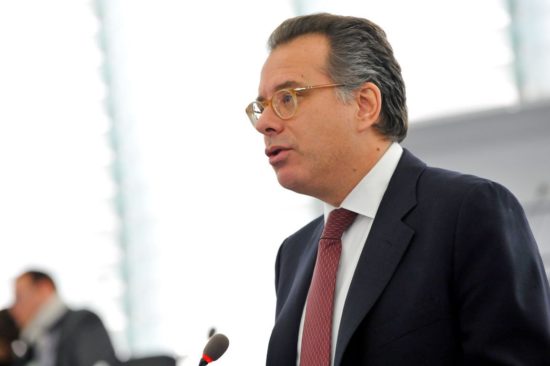 Κουμουτσάκος: Να επιβληθεί «κόφτης» αυταπάτης στους ψεύτες