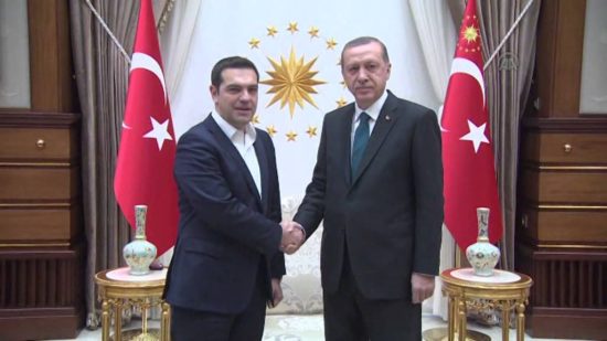 Κρίσιμες επαφές Τσίπρα στην Κωνσταντινούπολη