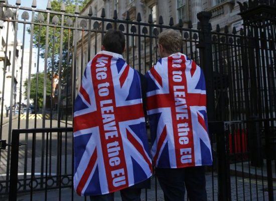 Να μείνουν στην Ε.Ε. θέλουν Σκωτία και Λονδίνο – «Πάγος» από την Ευρώπη