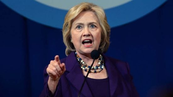 Χίλαρι κατά Τραμπ για τις βροντώδεις δηλώσεις του για το Brexit
