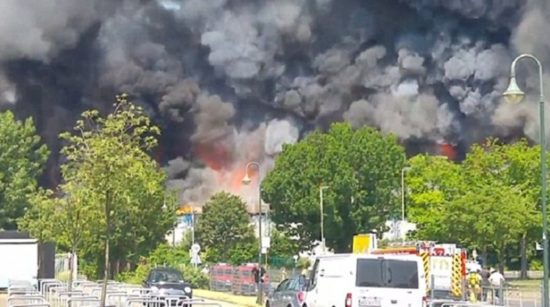 Πρόσφυγες έκαψαν καταυλισμό στο Ντίσελντορφ